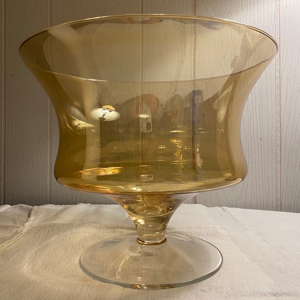 EUC Partylite Golden Silhoutte 3-wick Holder
